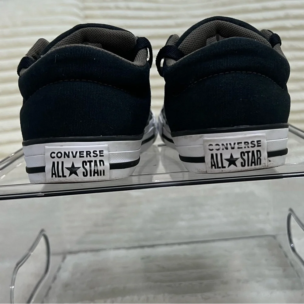 Converse Kids Chuck Taylor All Star Low-Top Sneakers Size Junior 2